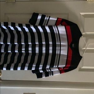 Black grey red stripped t shirt